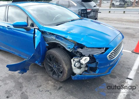 2019 Ford Fusion Se z USA, uszkodzony, nr VIN 3FA6P0HD2KR280459